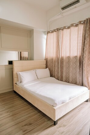 Condo, 2 Bedrooms