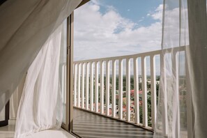 Condo, 2 Bedrooms | Balcony