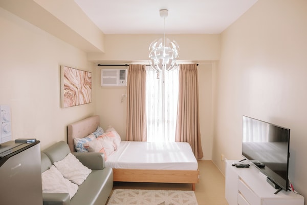 Travelers Favorite Cozy Spot - Iloilo City