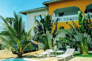 Terrace/patio - chameleon house 2 (Kwale County)