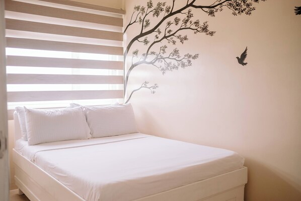 1 bedroom - Playful & Charming City Loft (Iloilo)