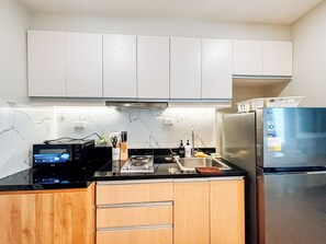 Condo, 1 Bedroom | Interior