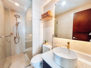 Condo, 1 Bedroom | Bathroom