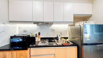 Condo, 1 Bedroom | Interior