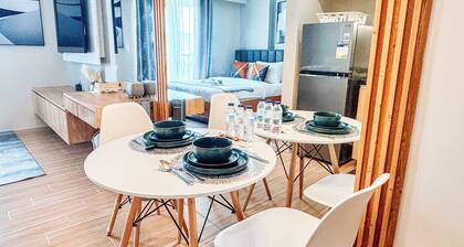 Luxe City Studio Hideaway