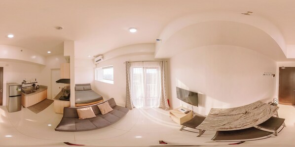 Condo, 1 Bedroom | Living room
