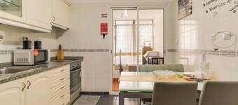 Steven Apartment by HRM