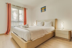 2 bedrooms, free WiFi - Steven Apartment by HRM (Santa Cruz)