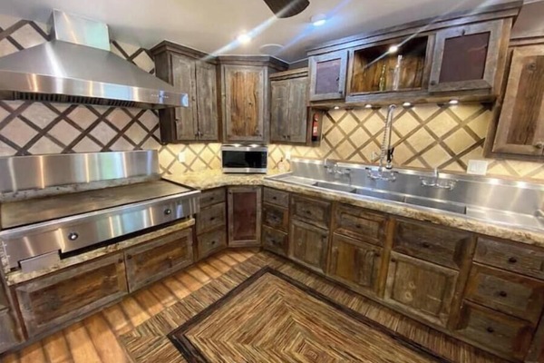 Frigorífic, microones, forn i placa de cuina