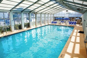 Innenpool, beheizter Pool