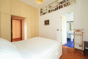 2 chambres, rideaux occultants, Wi-Fi gratuit, draps fournis