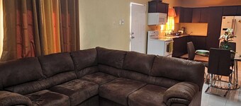 Conveniently located 2-bedroom apartment in Saint Helena with WiFi, AC & laundry