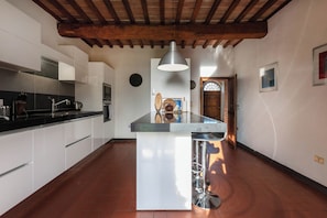 Apartment, Patio, Hill View | Private kitchen | Full-size fridge, microwave, oven, stovetop - Country Villa In Tuscan Hills (Siena)