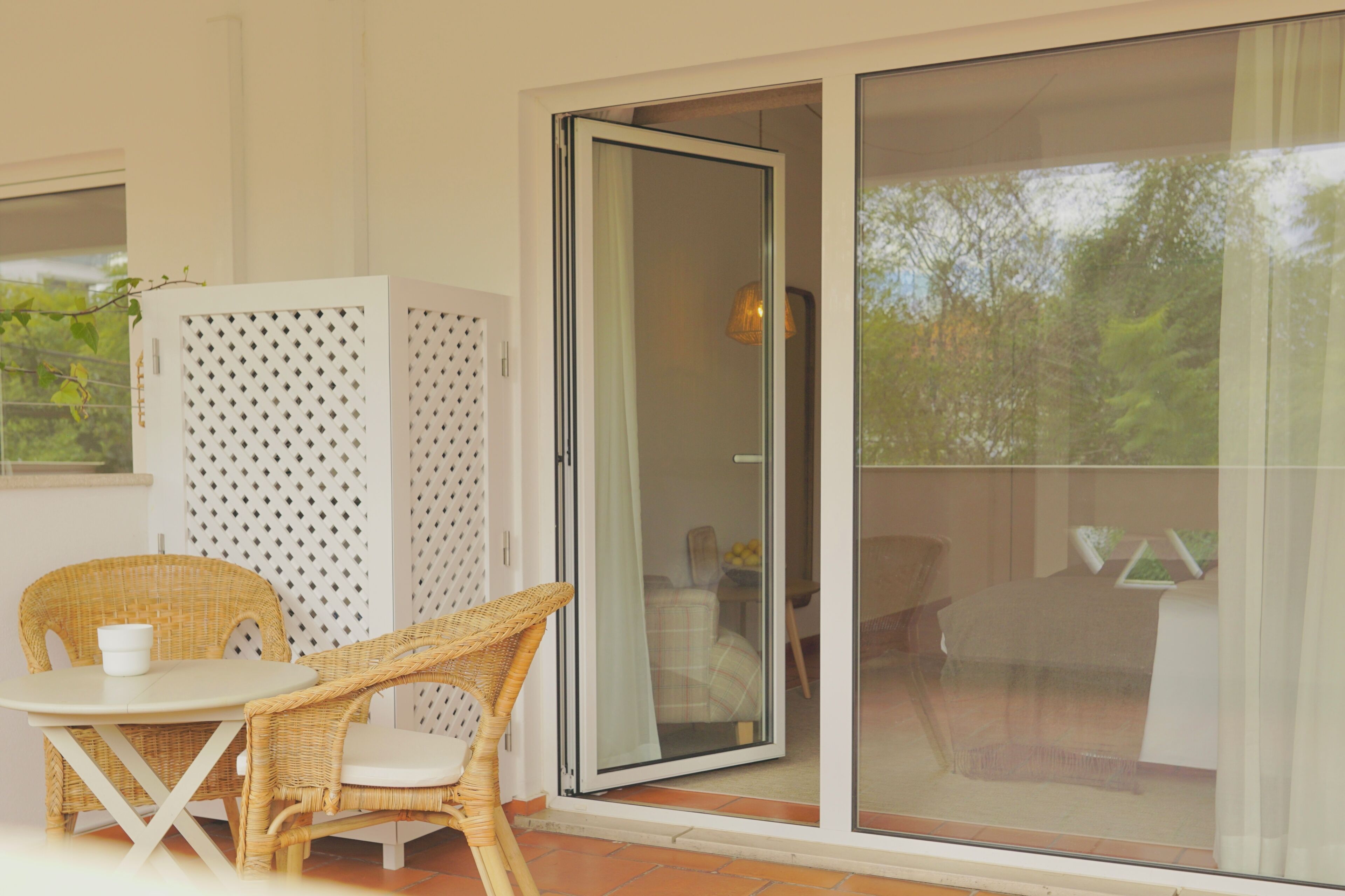 Chambre Confort Double ou avec lits jumeaux, vue ville | Terrasse/Patio