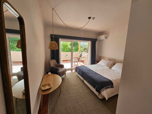 Comfort Double or Twin Room, City View