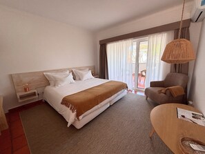 Comfort Double or Twin Room, City View | Laptop workspace, soundproofing, free WiFi - Pátio das Ribeiras (Almeirim)