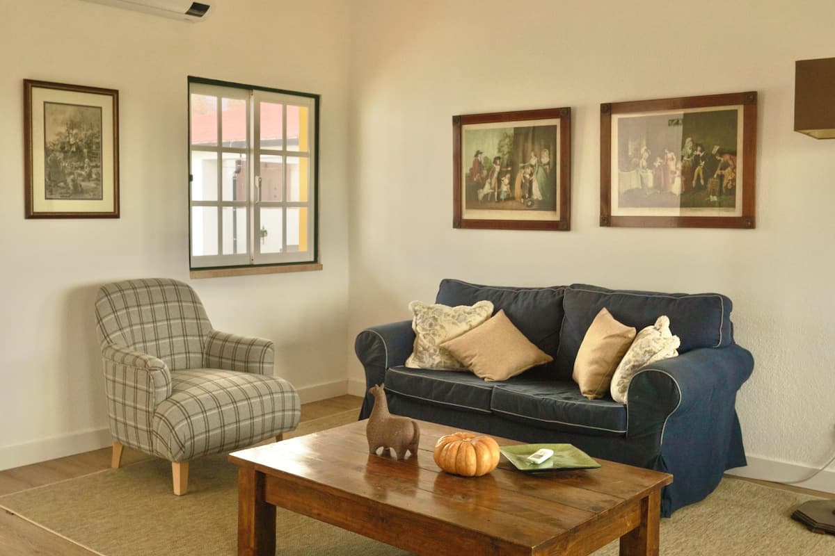 Comfort Apartment, Garden View | Living area