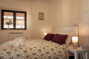 4 dormitorios, tabla de planchar con plancha, wifi y ropa de cama