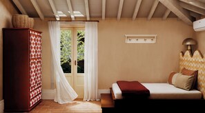 Comfort Apartment, 3 Bedrooms | Free WiFi