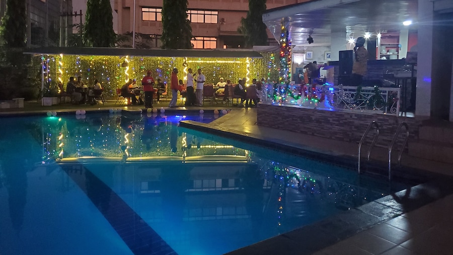 Savannah Suites & apartments