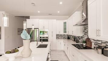 獨棟房屋 | 4 間臥室、書桌、網路服務