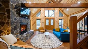 Suite | 6 kamar tidur dan internet