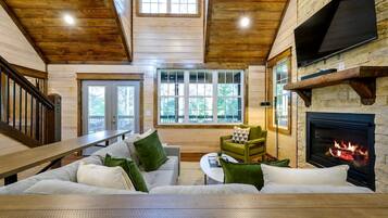 Suite | 4 kamar tidur dan internet