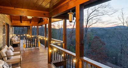 Gorgeous Blue Ridge Views Spacious Retreat With spa