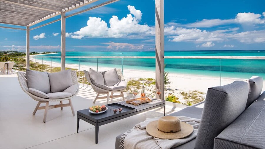 Luxe Oceanfront Penthouse Hot Tub Daily Cabana