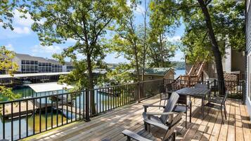 House | 4 bedrooms, Internet