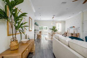 House | 4 bilik tidur, Internet