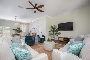 House | 4 bilik tidur, Internet