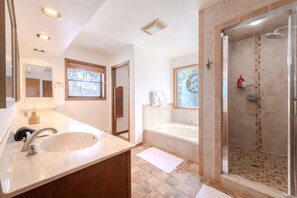 Ferienhaus, barrierefrei | 4 Schlafzimmer, Internetzugang