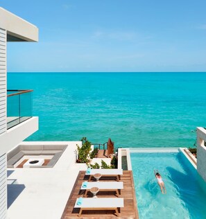 Villa | 4 bedrooms, Internet - Oceanfront Luxury Villa Infinity Plunge Pools (Providenciales)