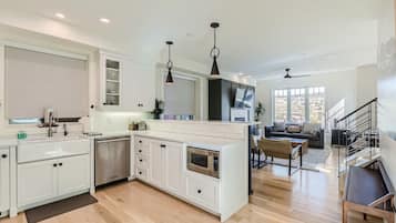 House | 4 bedrooms, Internet