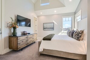 Casa | 4 quartos, escrivaninha, acesso à internet de alta velocidade