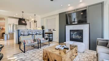 House | 4 bedrooms, Internet