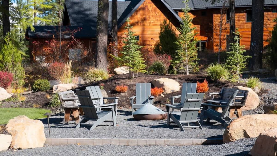 Architecturally Stunning Cle Elum Luxury Retreat