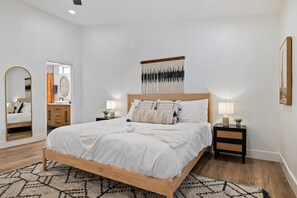 4 bedrooms, Internet - J-tree Bungalow With Large Hot Tub Views Patio (Joshua Tree)