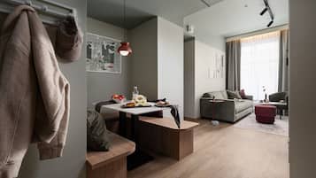 Apartamento, 2 habitaciones | Sistema de insonorización, wifi gratis, ropa de cama