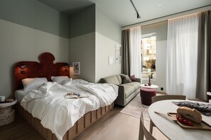 Studio, 1 Queen Bed with Sofa bed | Living area - Vander Altona (Bergen)