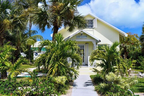 Charming 2-bedroom cottage in delightful Spanish Wells