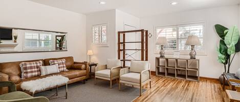 Kamin, Tischtennisplatte