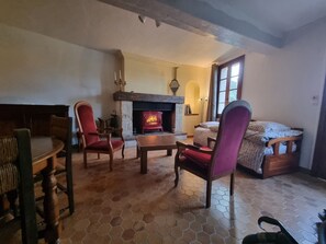 Interior - Semi-cave house MONTRICHARD(41) near Beauval and Chenonceaux zoos (Montrichard Val de Cher)