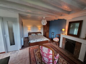1 chambre, Wi-Fi gratuit, draps fournis