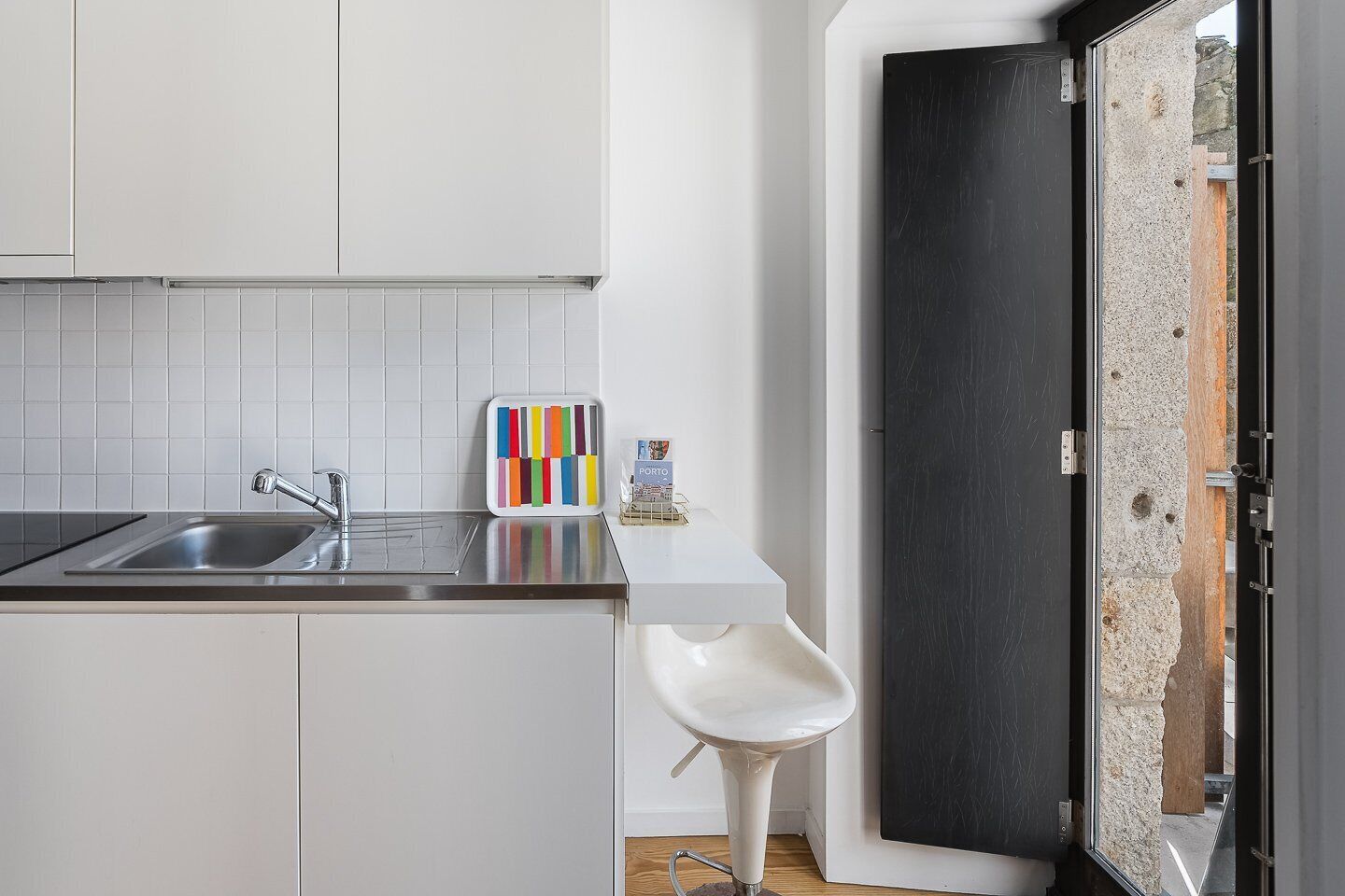 Kjøleskap, mikrobølgeovn, ovn og oppvaskmaskin