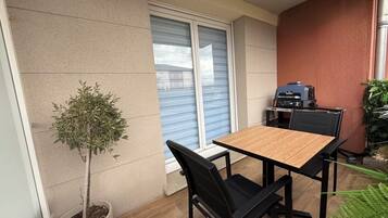 Eden Spa Suite, Wellness Aparthotel, patio, garden view | Terrace/patio