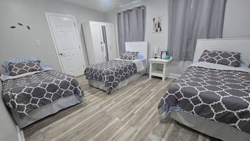 2 bedrooms, free WiFi, bed sheets, wheelchair access