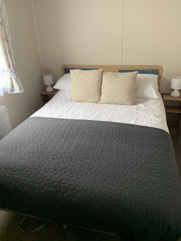 Malton New 3 Bedrooms Caravan - Suffolk