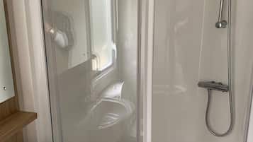 Jabón y papel higiénico